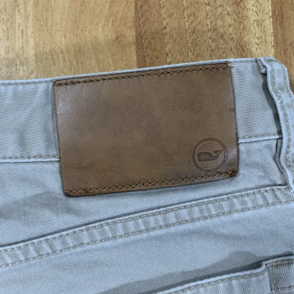 Vineyard Vines good gently